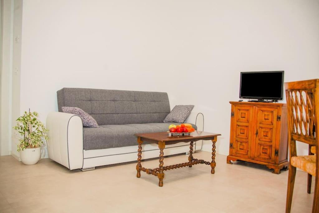 Vittoria Living Apartment *