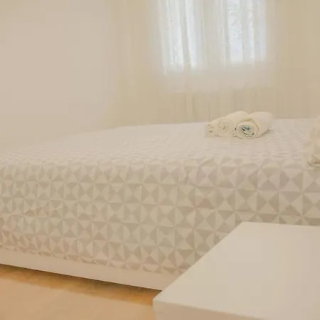 Vittoria Living Studio Vittorio Veneto Esterno foto